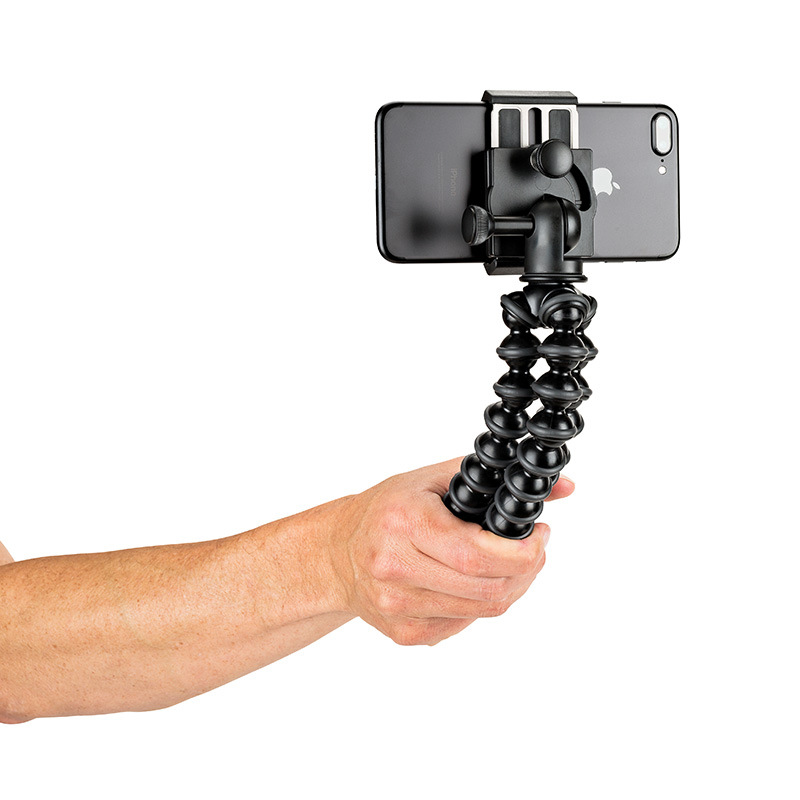 UnicunShop's tweet image. Tired of shaky selfies? 😩 This rotating phone holder takes your pics &amp;amp; videos to the next level! 📸🤯 360° rotation, Bluetooth connectivity &amp;amp; more!  Level up your content game! unicun.com/product/rotati… 💫