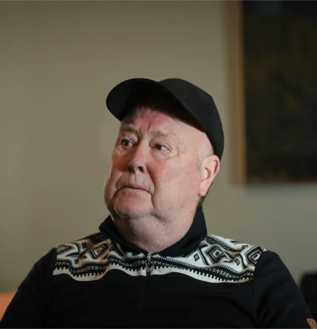 Kan si mye om Åges siste periode i Rosenborg, men mannen er uansett en jævla legende. VAR-motstander er han også. 

Kjemp videre ❤️