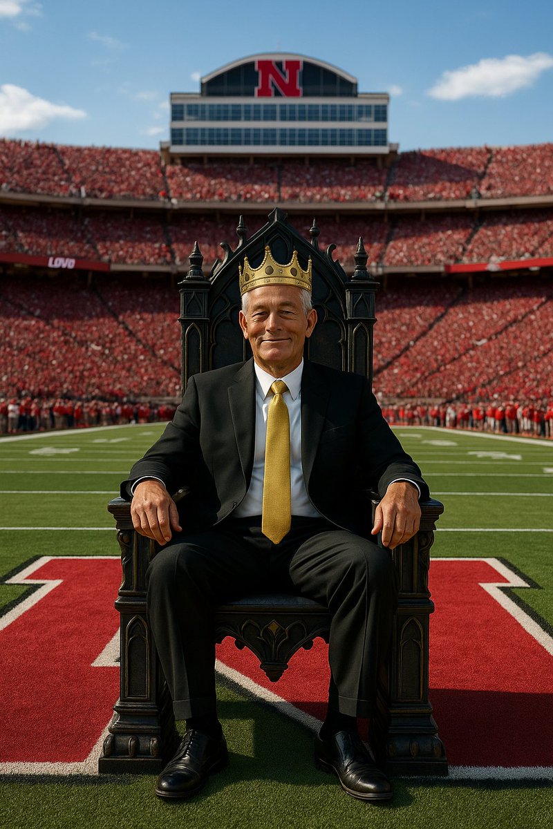 HawkGuyEnjoyer's tweet photo. The last time Iowa lost in Lincoln:
- Osama Bin Laden was alive
- 1 Bitcoin was $0.001
- Matt Rhule wasn't on Ozempic
- Big 10 West wasn't even a thought
- Steve Jobs was alive
- Milk was $0.90 a gallon
- Bo Pelini had Nebraska not the laughing stock of CFB

Kinnick West!!!! https://t.co/PRzgS3pn9N