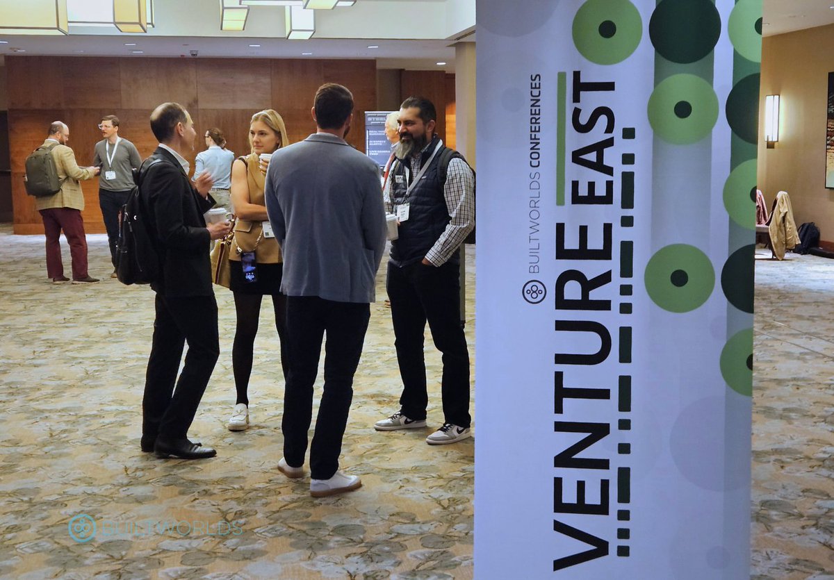 Last week, Trunk Tools Founder &amp; CEO Sarah Buchner joined leaders from Nexii, Reframe Systems, and Briq for BuiltWorlds’ Lookback / Lookahead panel! Grateful to @BuiltWorlds for bringing the industry together.

👉 Learn more about what we’re building: hubs.la/Q03VH9VK0