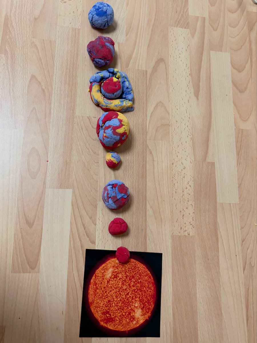 Y5 turned into space explorers today to make their own playdough planet model of our solar system. We talked about how important part it was to think about size&amp;distance from the sun. I was pleased I could put my EYFS playdough making skills to good use!