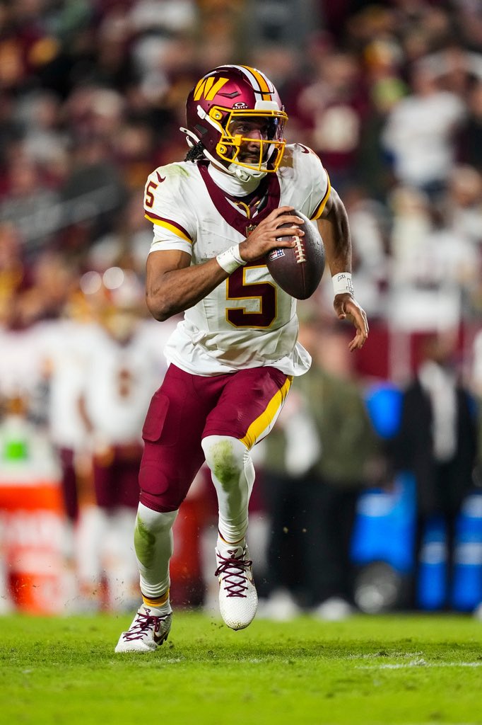 RapSheet's tweet image. #Commanders QB Jayden Daniels was evaluated coming out of Washington’s bye and sources say this Sunday’s game against the #Broncos is a long-shot. 

But Daniels will return to practice this week. Progress from his dislocated elbow.