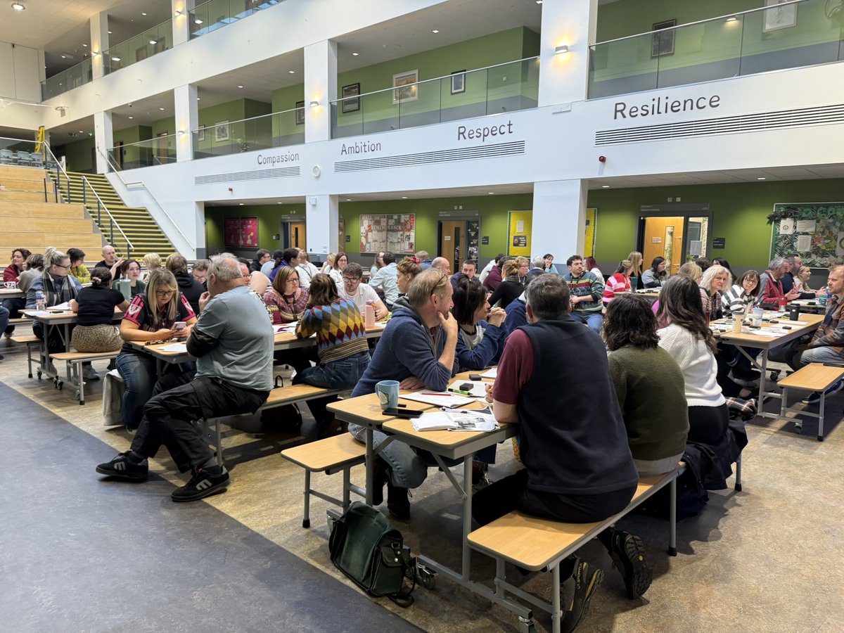 Bruce Robertson tweet media