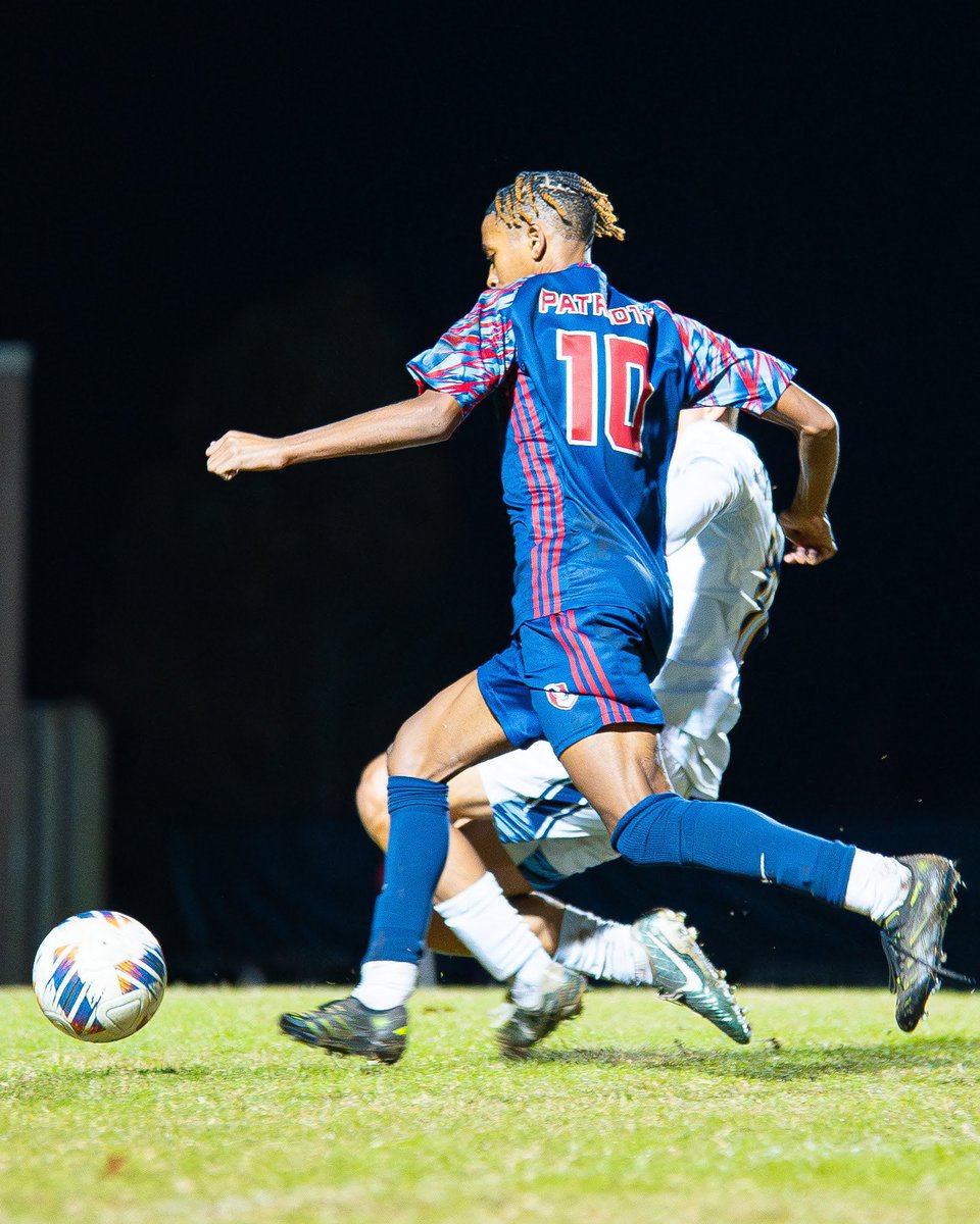 afhs_smm's tweet image. Here is the Varsity Men’s @AFHS_MWSoccer Season Review! Congrats on a very successful season! #PatFam #RepAFHS 🔴⚪️🔵⚽️ (Photo Credit: Liam VanVickle, Emma Robke, and Grace Conway.)