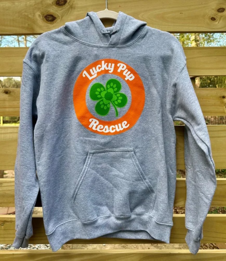 Lucky_Pup_SC's tweet image. Want to win this sweatshirt?

Simply like this, repost it, &amp;amp; follow!

If you’re already following, just like &amp;amp; repost!

The more people who see our rescue, the more lives we can save!

Once we hit 500 followers, we’ll do a prize draw for the winner!
#foster #adopt #rescue