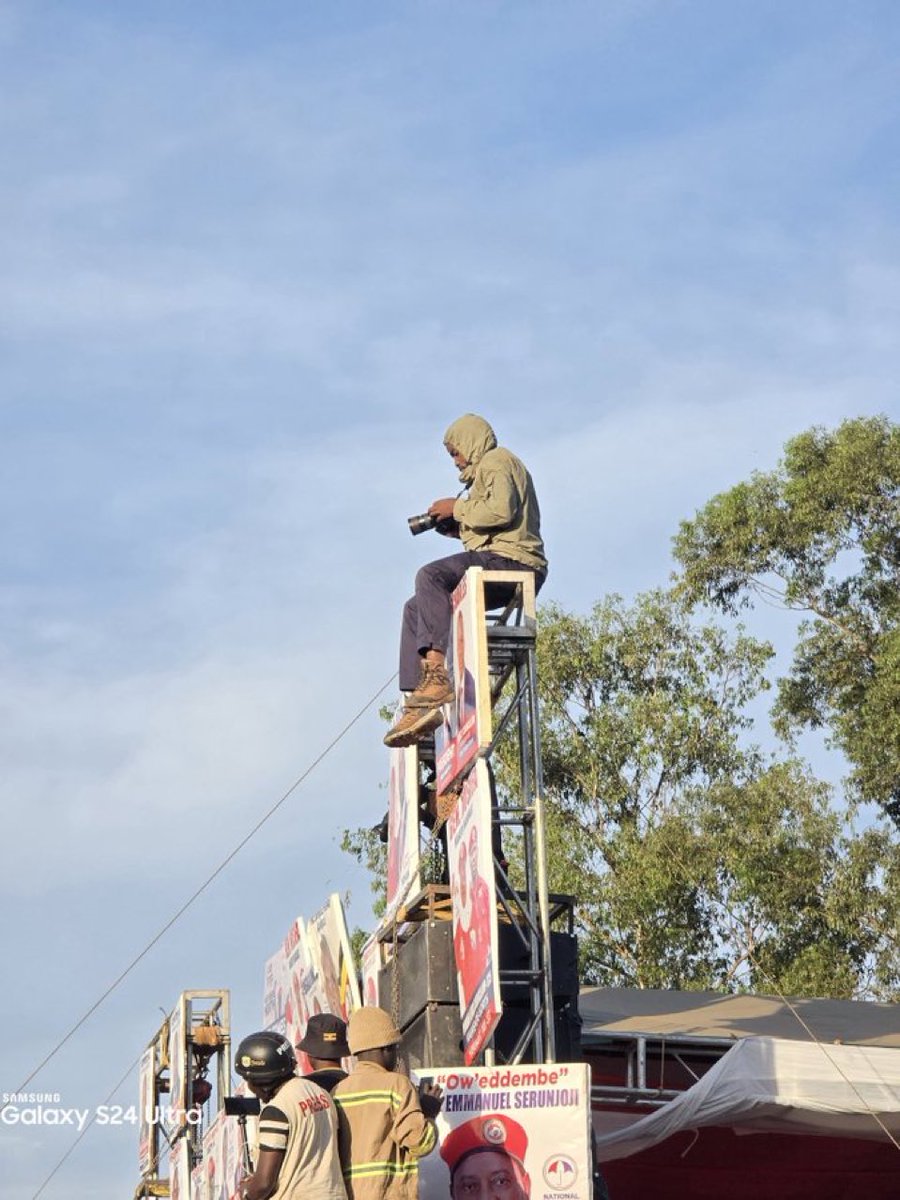 Let’s all thank Tabz by liking this tweet.❤️