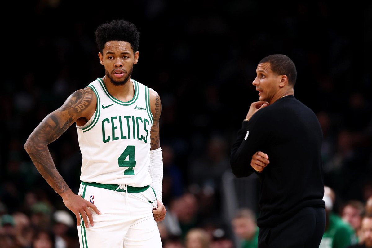 Playoff BOS tweet media