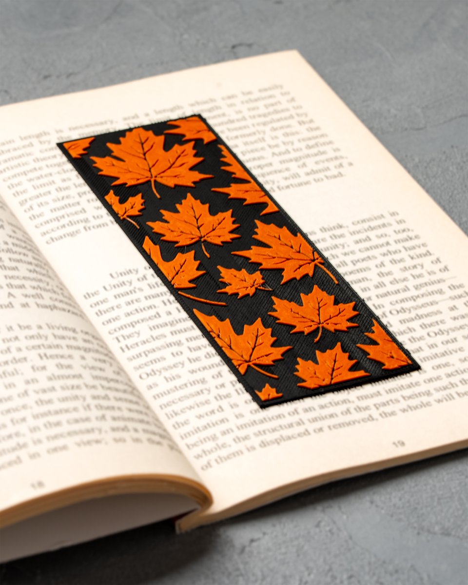 BamingoDesign's tweet image. A minimal maple leaf pattern designed to bring seasonal warmth to your pages.
Explore more at bamingodesign.com #3DPrinting #Hueforge #Bookmarks