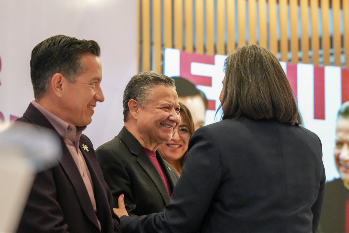 juliomenchaca_'s tweet image. Hoy da inicio la Semana de la Mujer, un espacio para impulsar proyectos y emprendimientos de mujeres en todo el estado.

¡Ingresa al foro virtual y conecta con oportunidades para tu proyecto! 👉 semanamujermipyme.hidalgo.gob.mx

#PrimeroElPueblo
#HidalgoPotenciaEnMarcha