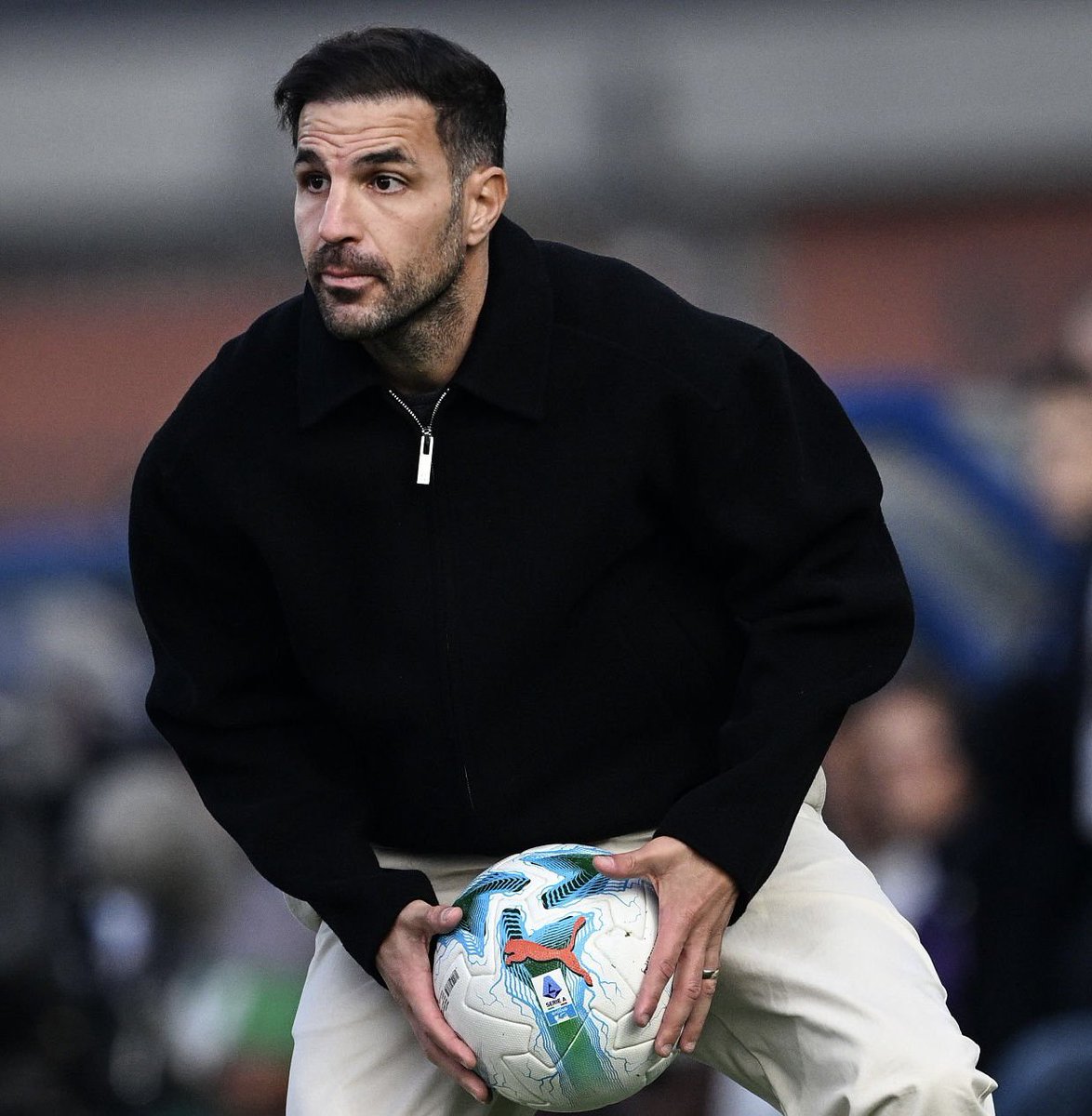 BenBocsak's tweet image. 📊 Cesc Fabregas’ Como average the most possession (60.2%) in Serie A while conceding the second fewest expected goals (10.98) against them. 

They have the best challenge intensity (6.5) and allow the fewest passes per defensive action (7.5). 

A high intensity pressing team…