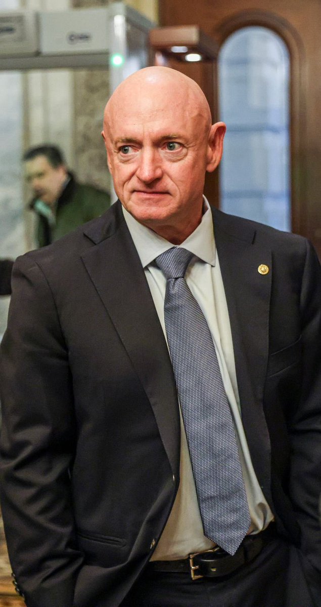 ML3democrats's tweet image. I STAND WITH SENATOR MARK KELLY. 

He is an American hero who loves his country. He took an oath to defend the United States against enemies, both foreign and domestic. Today, he is under attack by cowards in the Trump administration. 

DROP A 💙TO SHOW SUPPORT ON SENATOR KELLY