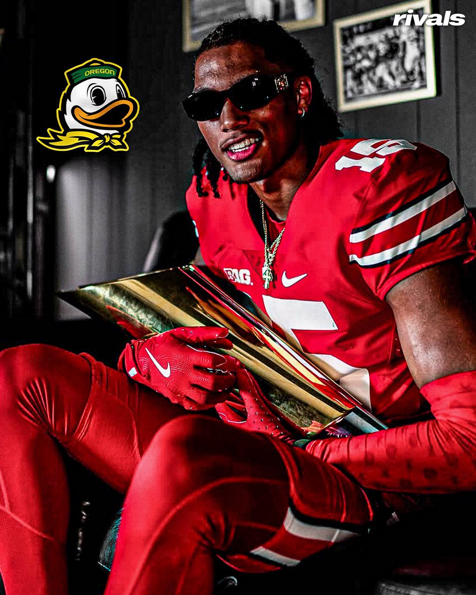 Rivals's tweet image. Oregon will continue its pursuit of Ohio State Five-Star Plus+ WR commit Chris Henry Jr.👀

Rivals’ @SWiltfong_ has the latest… 

Intel: on3.com/rivals/news/wi…