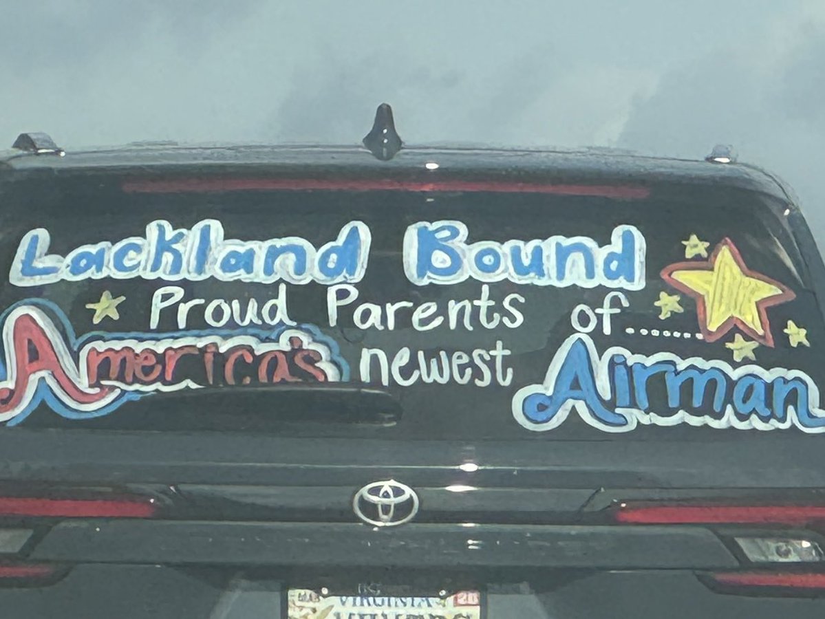 Bravo Zulu to these proud Virginia parents passing through Houston on their way to Lackland Air Force Base, in San Antonio,  to see “America’s Newest Airman”. #airforce