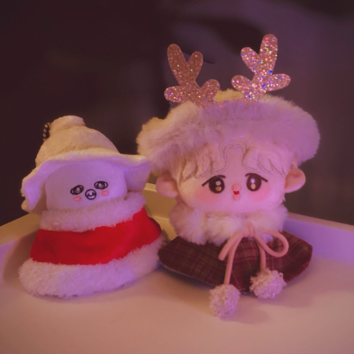 かわいいーーー💛 トナカイモモチかわいいーーー🎄🦌 ジミンさんも