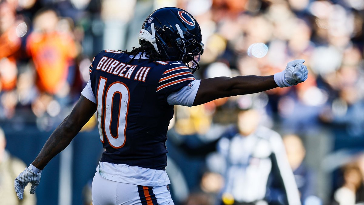 ChicagoBears's tweet image. S/O to the rooks, man 👏