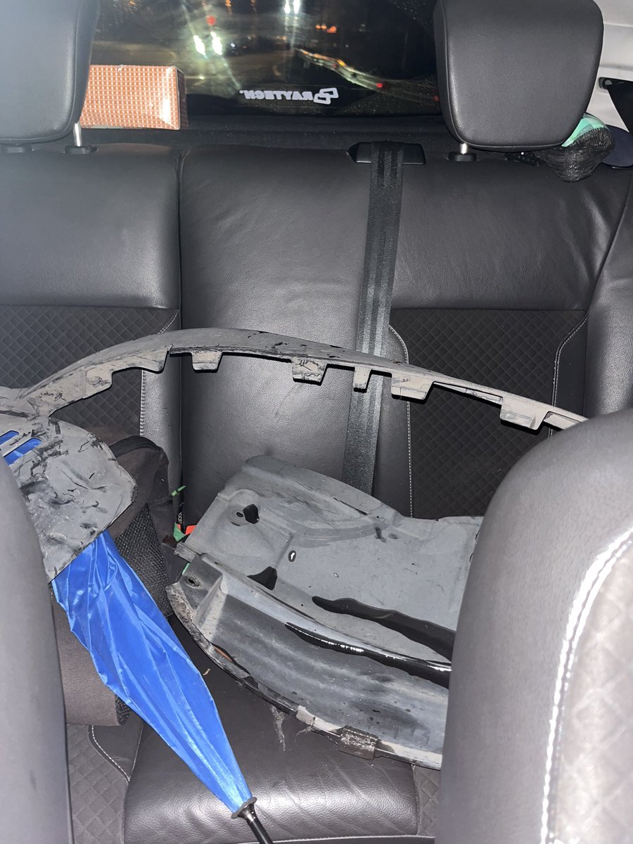 complexbrainrot's tweet image. guess who got into an accident today😹✌🏻