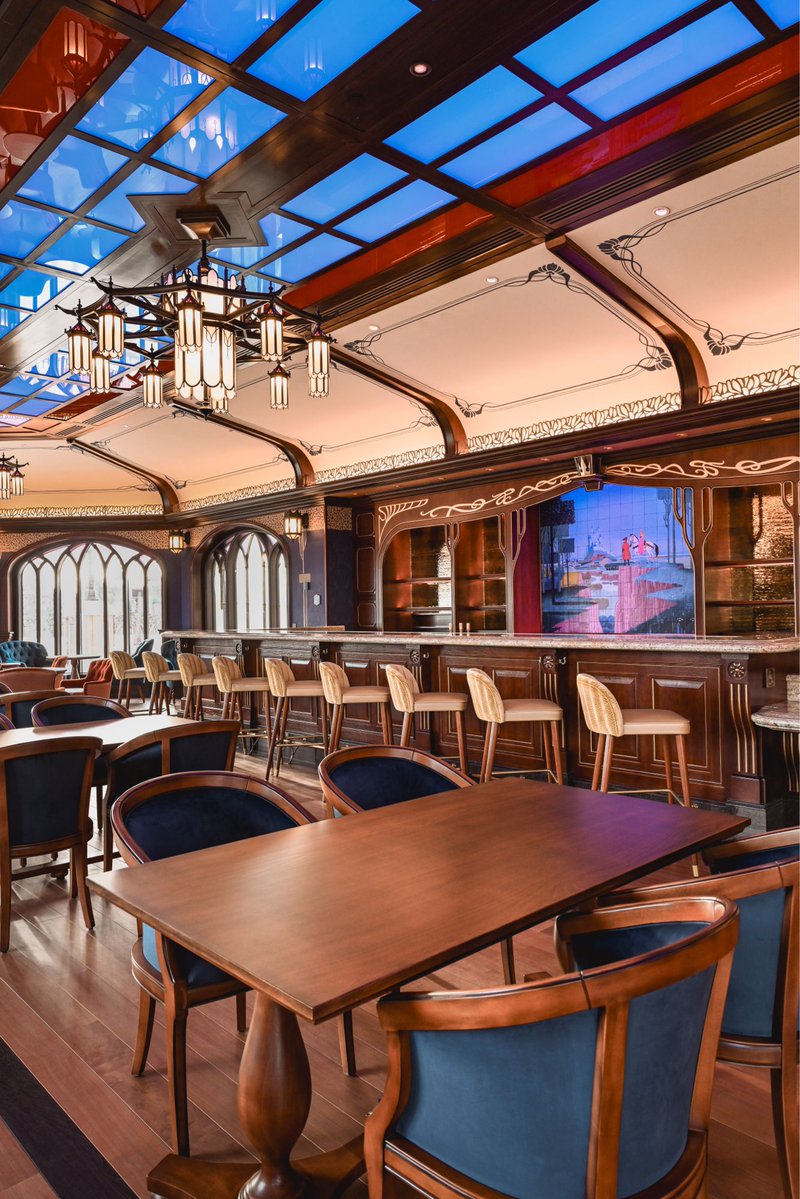 DLPReport's tweet image. ⚠️ First look inside the “Regal View Restaurant and Lounge” a Disney Adventure World
