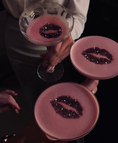 polllspocket's tweet image. I just received lil something from Ewano via Throne. keep pumping for me💋 throne.com/pollspocket