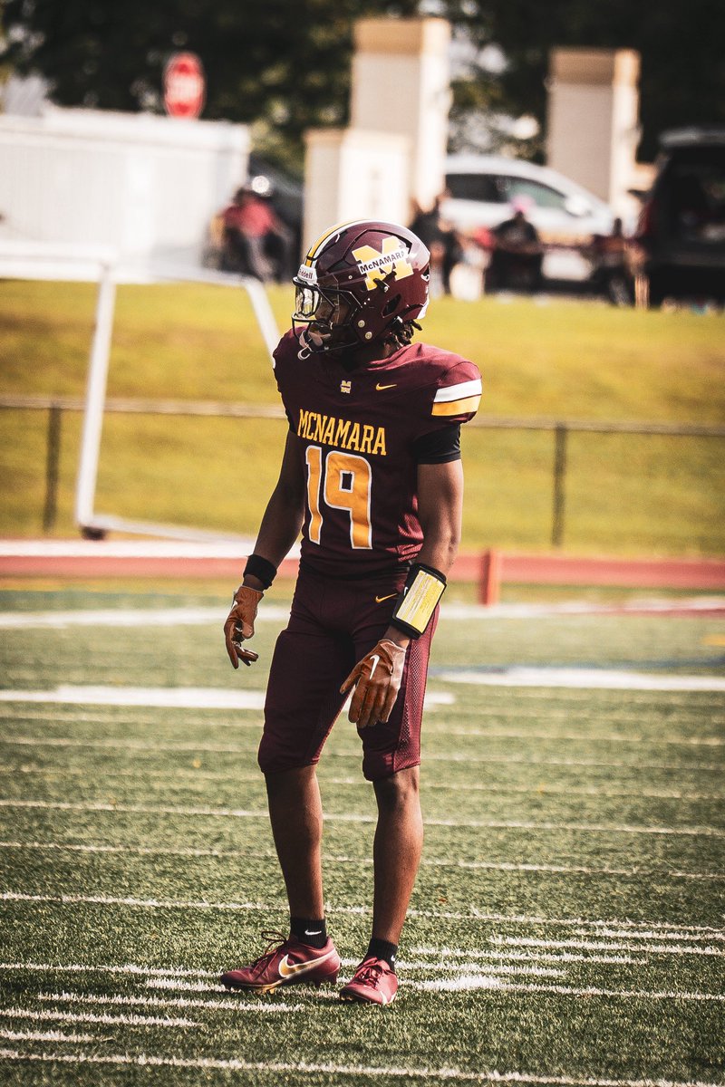 realcsedgwick's tweet image. Full Sophomore Yr Highlights !!

hudl.com/v/2TFsWK

@BMACFootball @CoachG_Calhoun @Vaughnsmith2018 @kennyw9__ @WRU_CoachMilez @ScottC_Scout @EdOBrienCFB @tdhald