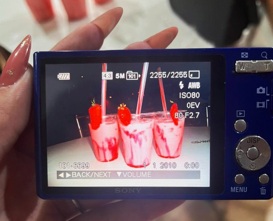 jakeywz_'s tweet image. ÃMO ( bebi 1 e enjoei do segundo 👎🏽