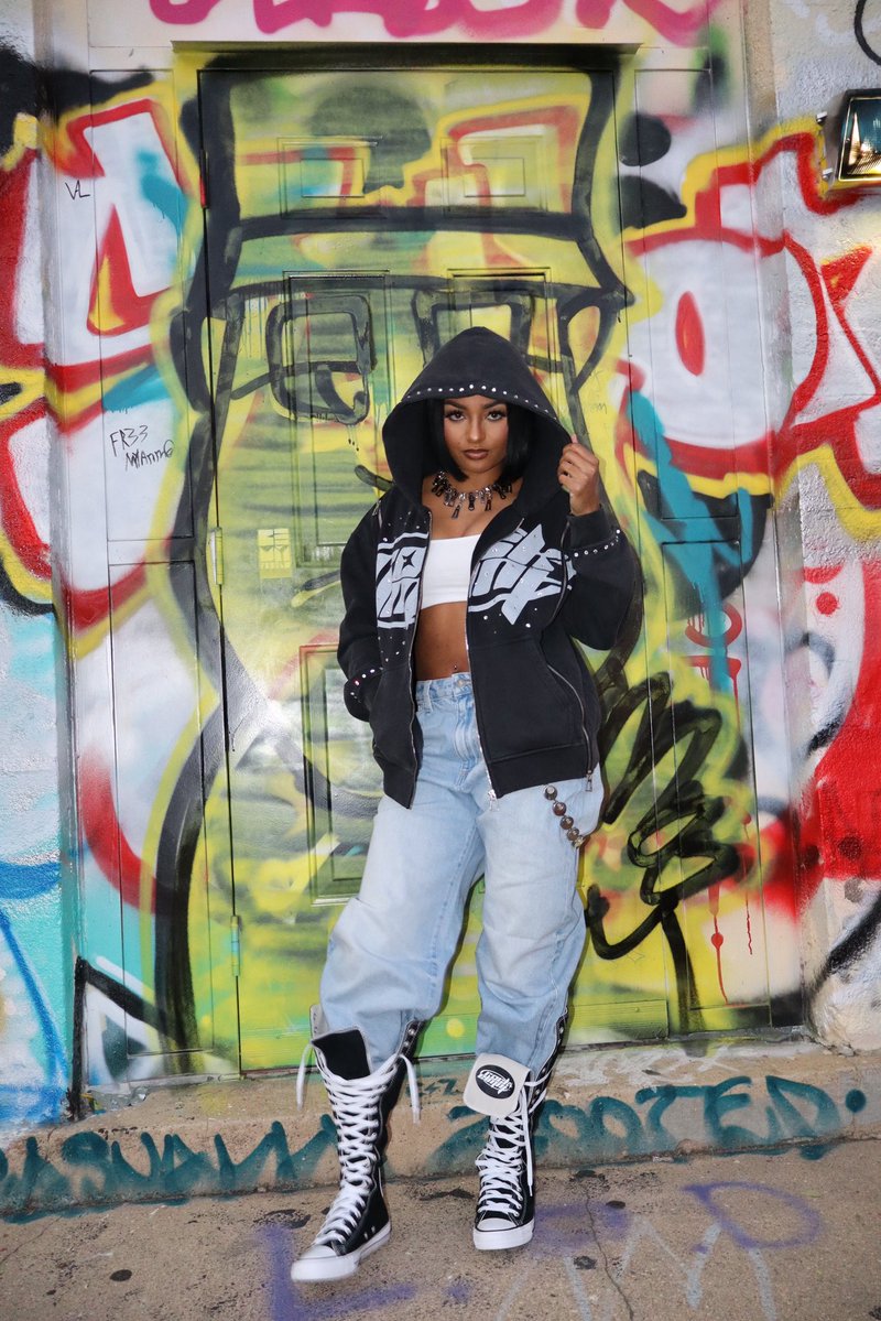 _sharnajah's tweet image. R☆ckstar Hoodie Available Now rockelmnt.com 🫢🫱🏽🫱🏽