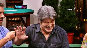 lucysolfa's tweet image. Basta River no pe podes hacer reír tanto en un año.