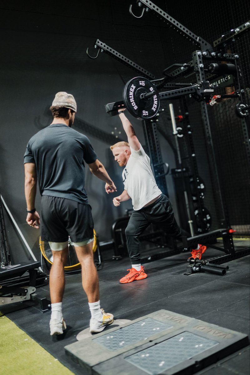 dArnaudAthletic's tweet image. Pro Offseason is heating up in Long Beach!! 🔥

If you’re a pro looking for a place to train in SoCal, this is where the work gets done.

#dArnaudAthletics #LongBeach #BaseballDevelopment #ProOffseason #BaseballismAcademy