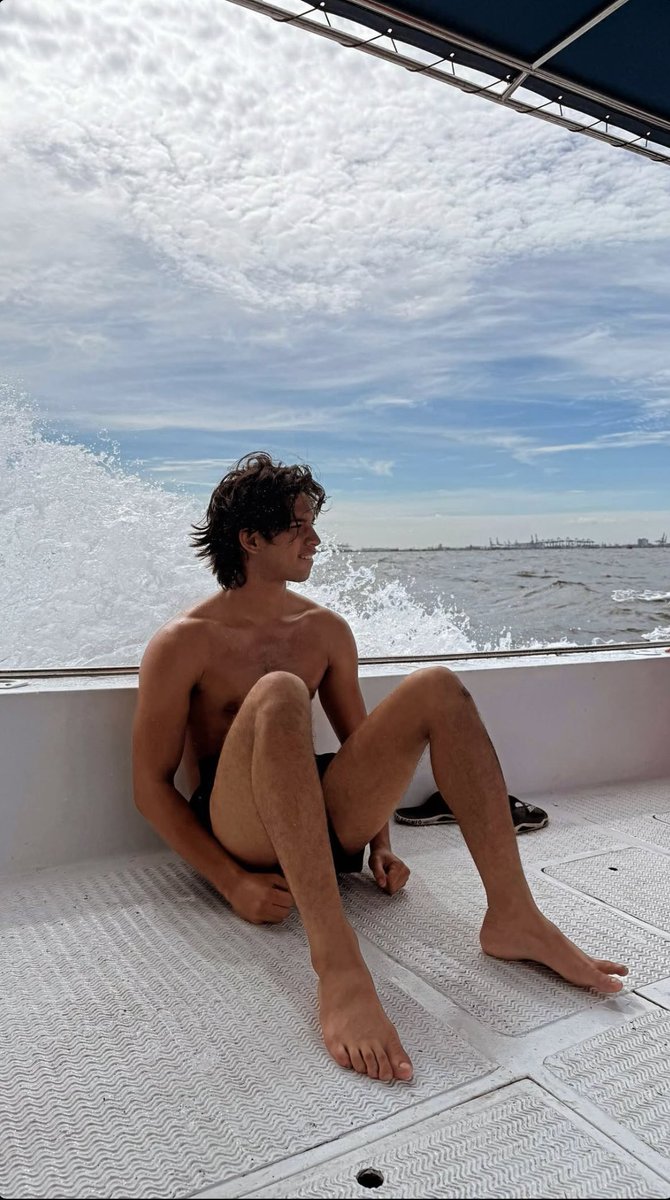 "my mom told            "but I got         
 me to be                       confused and
 home at                        brought a 
 20.06"                           2006 instead."