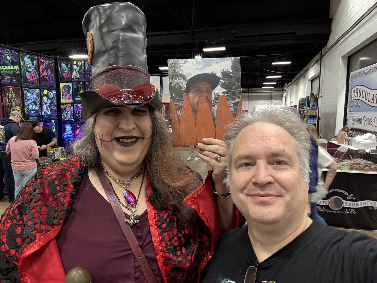 kand1974's tweet image. #MonsterManiaCon #MutantFan 

Mutants!

@judypancoast 
@rubytombsday 
@escapekit 

Dinner photo by @JeffWhitmire1 with Joel, @tk21804, Ruby, @nerdwyfe, me, and @Sinnful_Redhead (a couple mini-mutants as well).