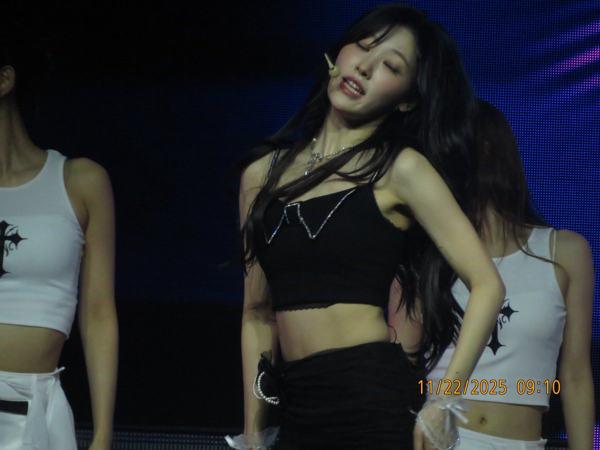 avilu_nyang's tweet image. UGH i need her #ARTMS_in_Denver #ARTMS #Grand_Club_Icarus