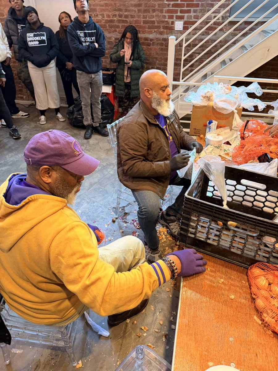 Tis the season of giving, and the Bruhz showed up with purpose. 💜💛
Epsilon brothers supported Brooklyn Bank’s 8th Annual Turkey Giveaway and joined Alpha Upsilon &amp; NCNW for their Soup Kitchen.

#Epsilon #OmegaPsiPhi #QuePsiPhi #QueYorkCity #MightyE #Thanksgiving #GiveBack