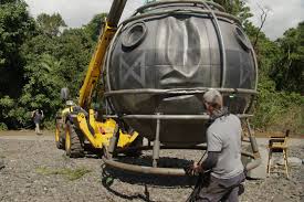 beachhutman's tweet image. monarchprogramming.com goes back to the campfire and troubadour specialists hoping to nudge the tribe to greater success. Until they were outlawed by better performing artists (Rogan Taylor 1986) That art - spheres or I say baubles is an effective motif for background sustenance