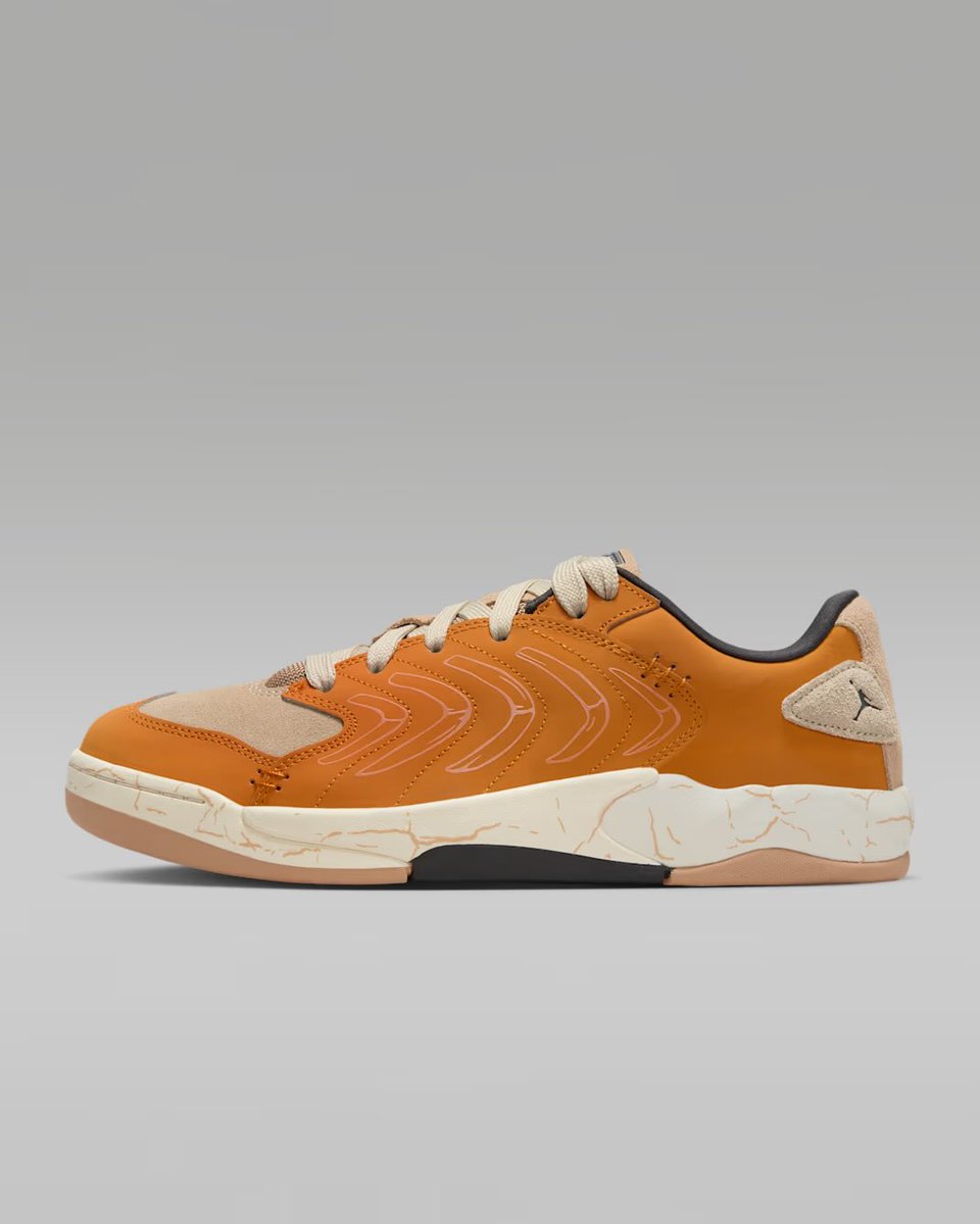 jakewoolf's tweet image. Just scrolled through the entire Nike website and genuinely did not see a single pair of shoes that compelled me. I did however see a lot of shoes that made me think “what the fuck?”

The Swoosh is so very, very lost