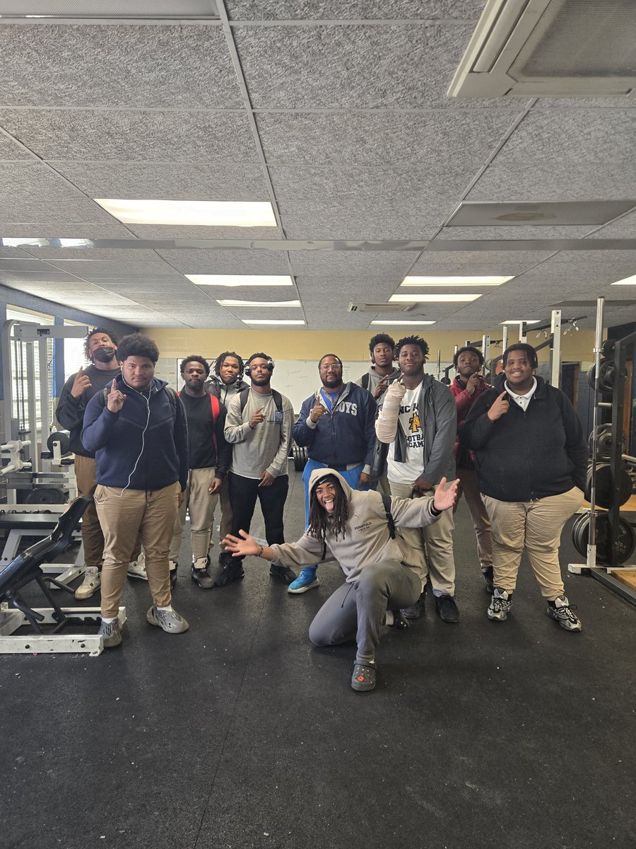 Potomac hs 2025 line. I learned so much from these guys. I always need my yearly line photo