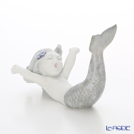 おはようございます🌞

何とは言いませんが来夏の楽しみがひとつ増えた方、ぜひ握手しましょう。
えぇ、何とは言いませんが…☺️ﾌﾌ

 #リヤドロ / 無邪気なマーメイド