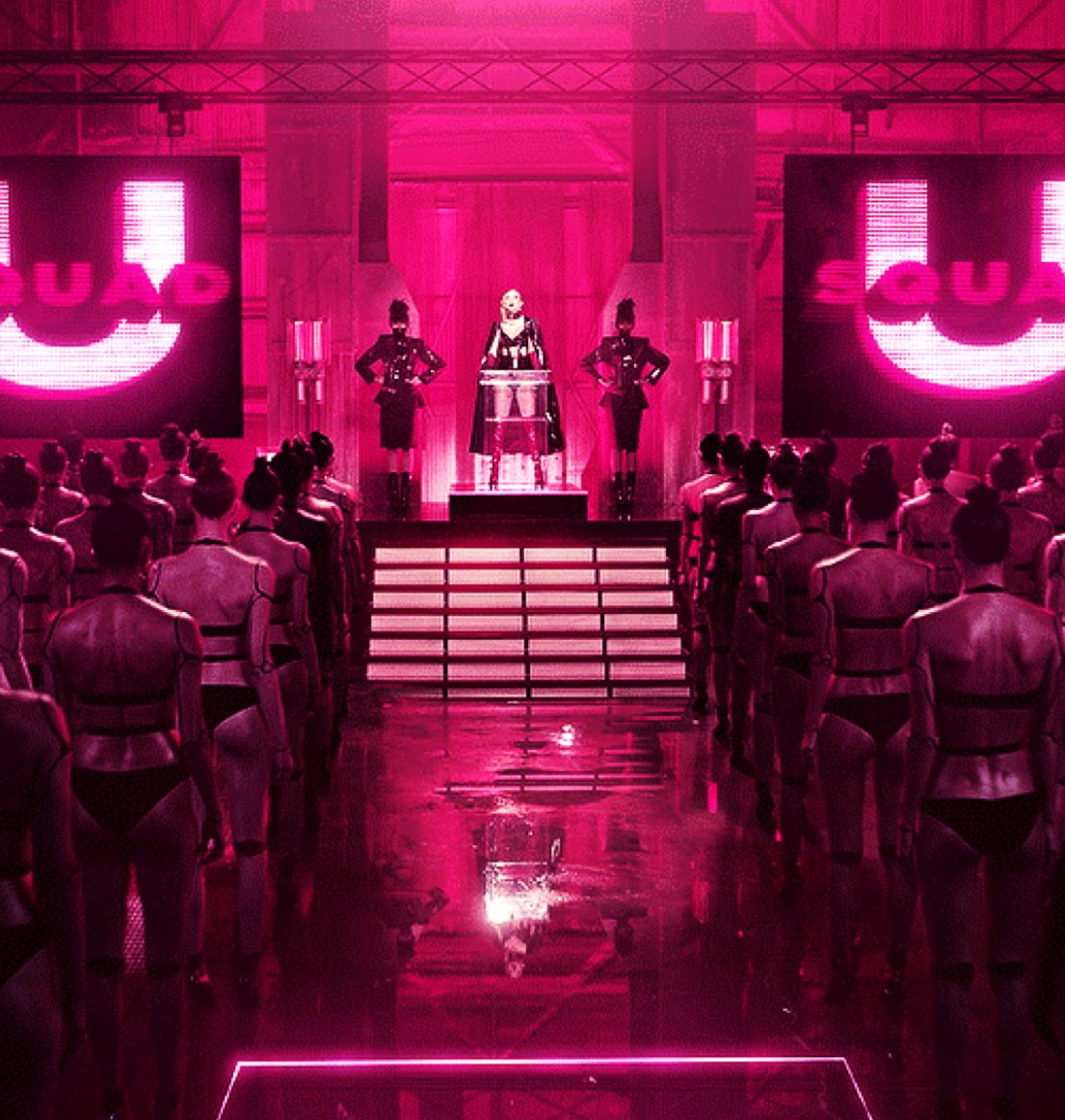 updatecharts's tweet image. GENTE? Uma televangelista da Louisiana afirma que o novo álbum de Taylor Swift estaria criando um exército feminista para dominar os EUA:

“Esse álbum [The Life of a Showgirl] lavando o cérebro de um exército de jovens mulheres e garotas, transformando-as em combatentes…