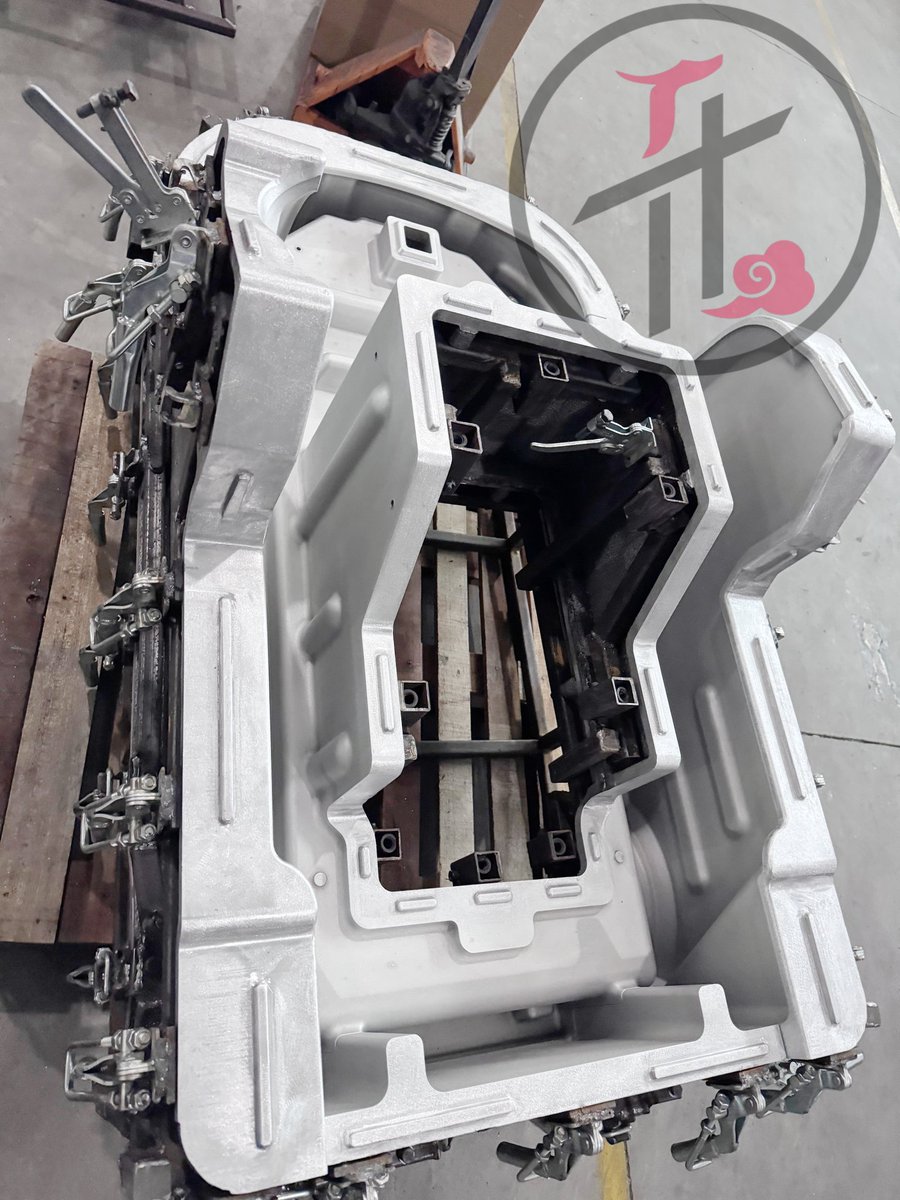 ShengyunMould's tweet image. Custom Rotomolded Floor Scrubber Molds: Fit for Ride-On/Industrial Models #FloorScrubber #fueltank #toolbox  #coolerbox    #rotationalmoulding #rotomould #moldmaking #watertank #airduct  #fishingkayak