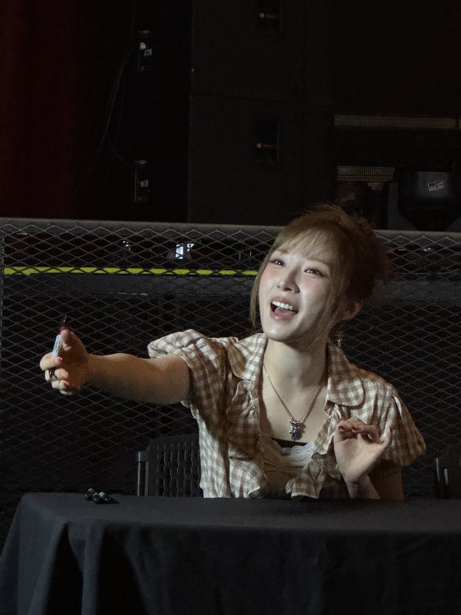 ringblitz's tweet image. she’s so beautiful 😞💔

#Artms_In_Tempe #아르테미스 #ARTMS #Grand_Club_Icarus