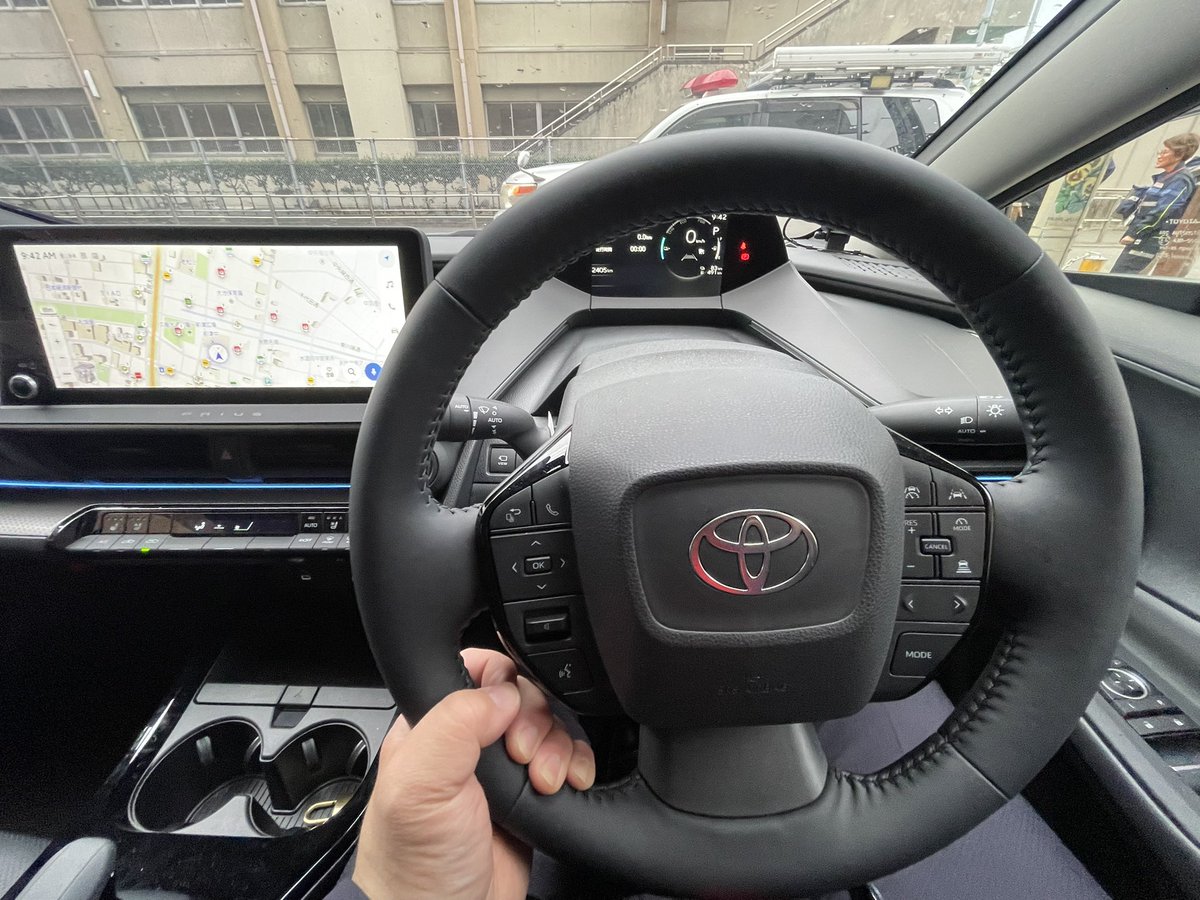 koncho41's tweet image. おはようございます。
岡崎市美合町のお客様訪問に行ってきます。
本日も皆様、
#ご安全に 
#プリウスPHV