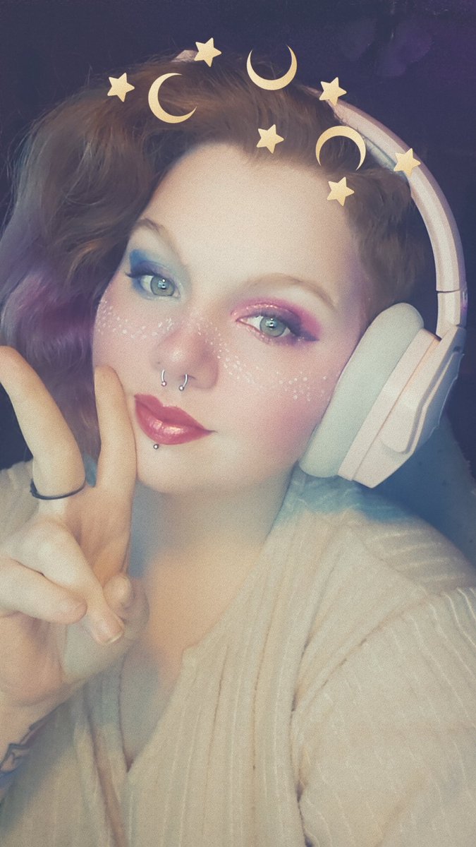 XxAuroraOrionxX's tweet photo. Ayo! We back after the plague! Let's gooo๐๐ค
#drunkgaming
#streamer
#gamergirls
#twitch
#gaming
#Fortnite
#makeup
XxAuroraOrionxX with me on Twitch! https://t.co/fsAF7YNoHf https://t.co/aePgAK1Kaj