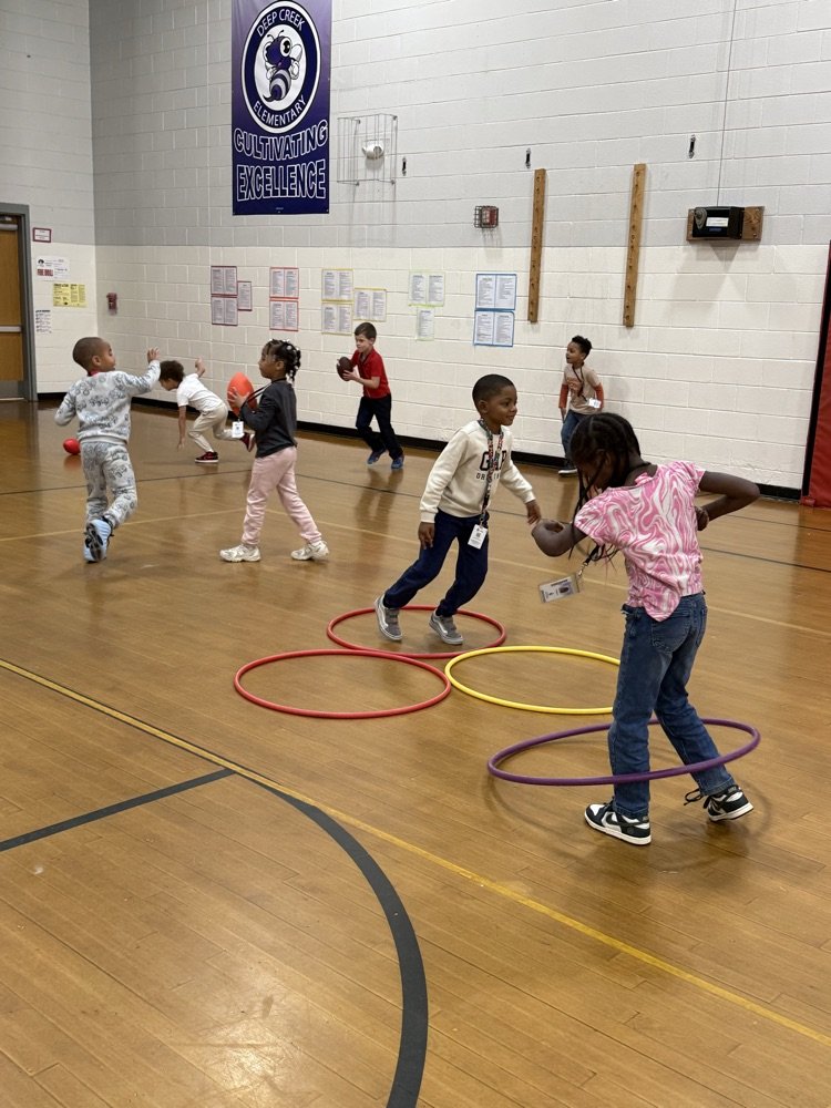 DCEsuperhornets's tweet photo. Congratulations to our Golden Sneaker award winners- Mrs. Bright, Ms. Grover, Mrs. Phillips and Mrs. Carson.๐ These classes showed outstanding behavior in PE during the first 9 weeks and earned a special PE free choice day! #LaunchintoLearning https://t.co/ocHun8PopP