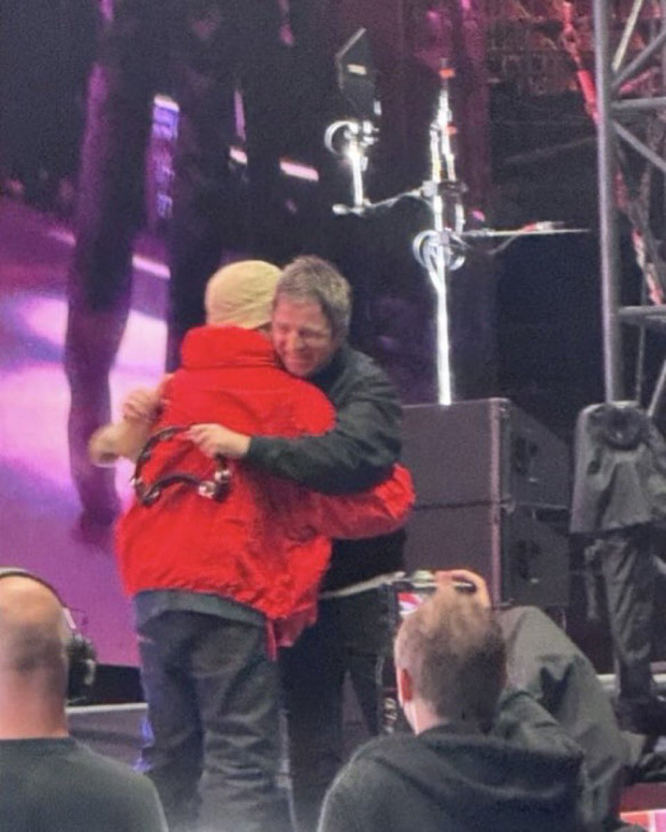 dailynoelyg's tweet image. 