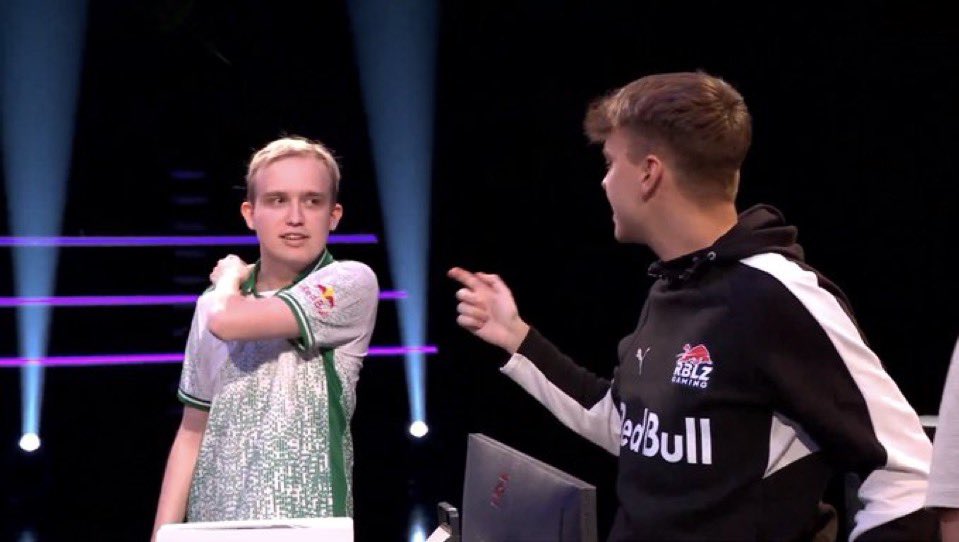 دعسسسسسسسسسسسسس شكرا يا اندريسسسسسس