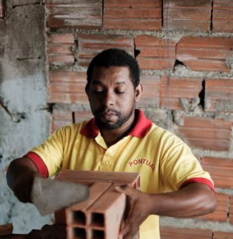 vcs teriam vergonha do pai de voces se ele trabalhasse com isso??
  
me: sim