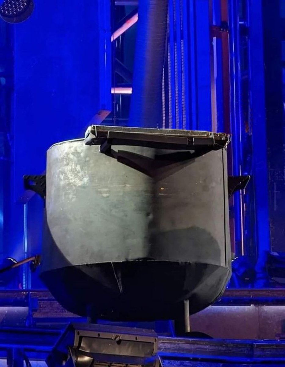 A pic of empty flake pot because i'll put you all in it if you don't follow Livy on her new acc <a href="/fluchxsegen/">Livy of Rammtwt</a>  >:3