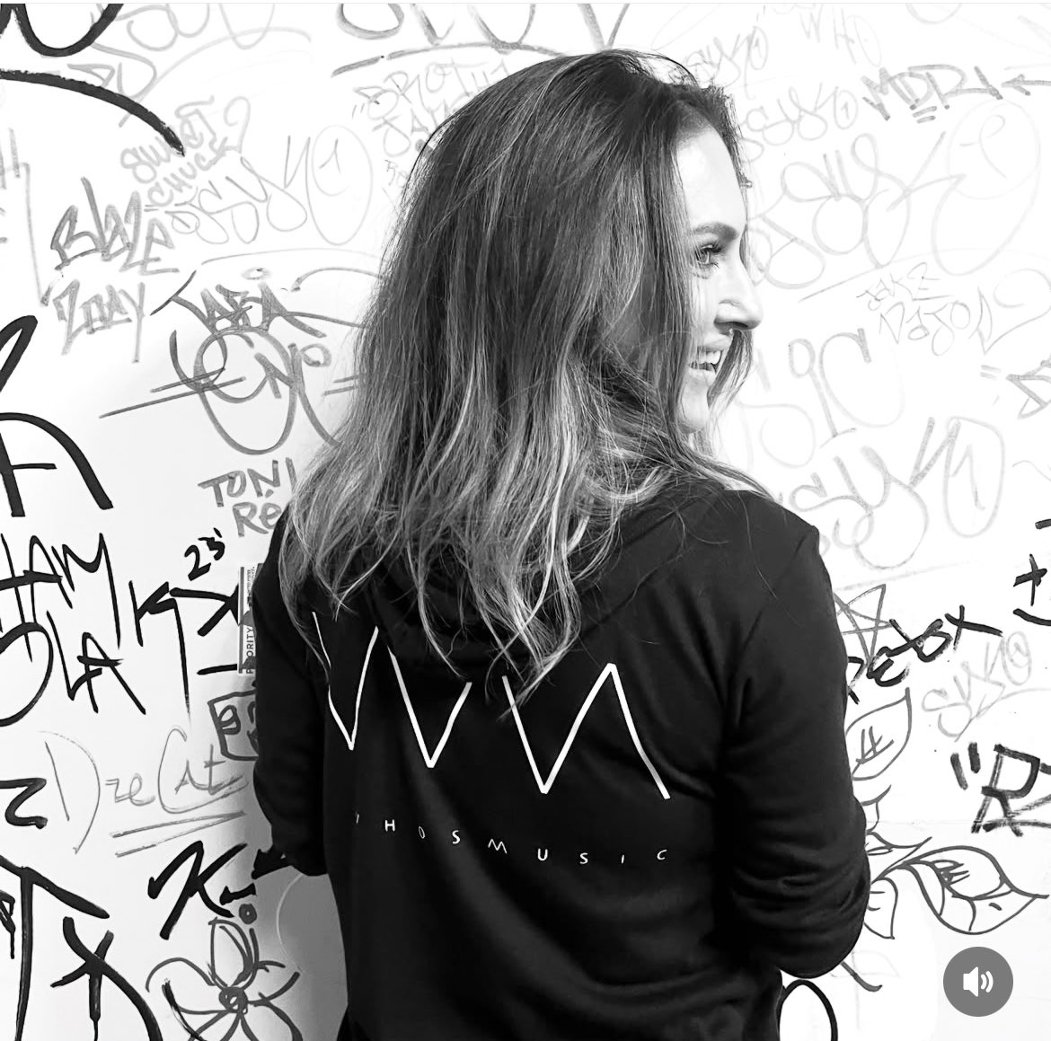 WHOSMUSIC tweet media