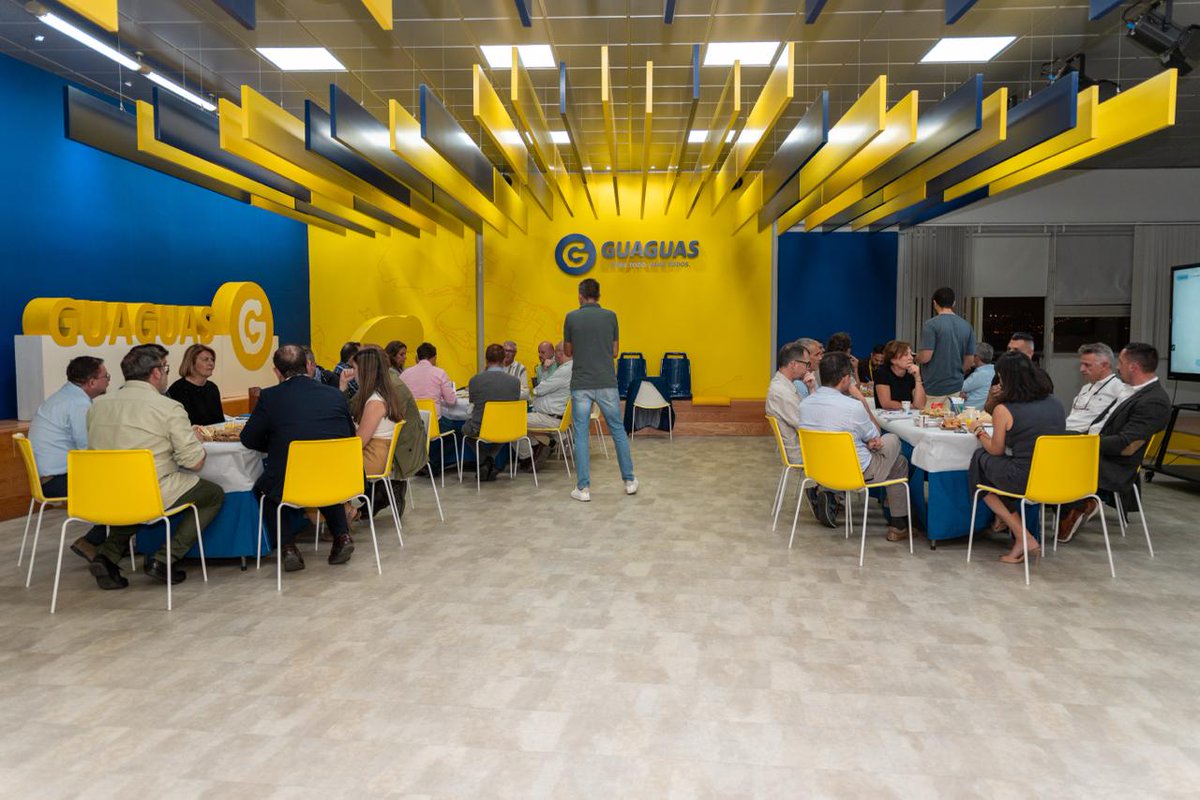 Avanzamos en el proceso participativo del nuevo Plan de Movilidad Urbana Sostenible de la ciudad #PMUSLPGC celebrando un encuentro con agentes clave del sector en la capital para informar sobre el proceso de redacción del nuevo texto y recoger propuestas.

#LPGCMovilidad