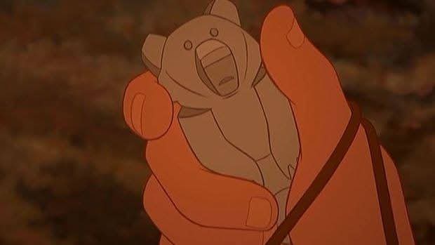 MOTIVAND0TE's tweet image. Tierra de osos es de las películas de Disney más infravaloradas cuando se merece todo el aprecio del mundo, habla de ser mejor persona, la enseñanza que deja sobre la hermandad, el perdón, la naturaleza y la aventura, la bella banda sonora que la acompaña, no tiene precio.