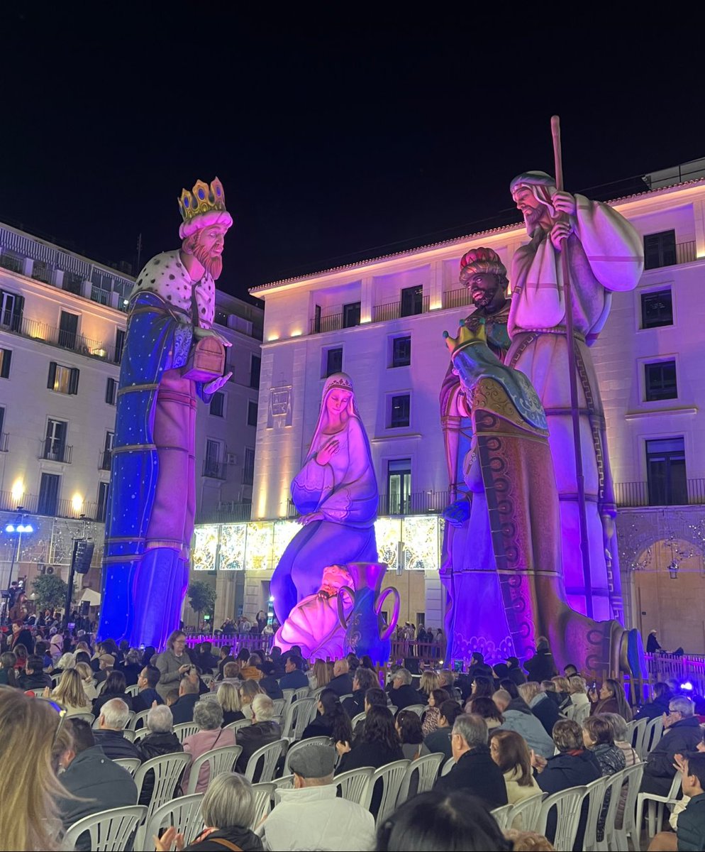 🌴 Gente de Alicante tweet media