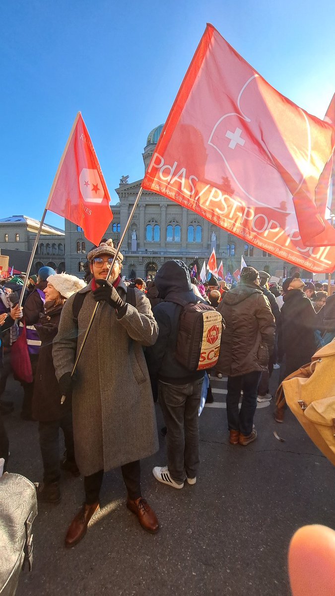 Bei der nationalen Kundgebung des Pflegepersonals.
#solidarity